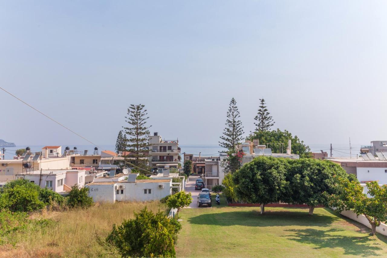 Christine Seaside Apartments In Chania Stalós Extérieur photo